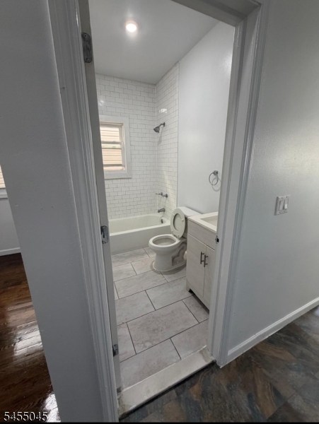 80 Beverly St Property Photo 9