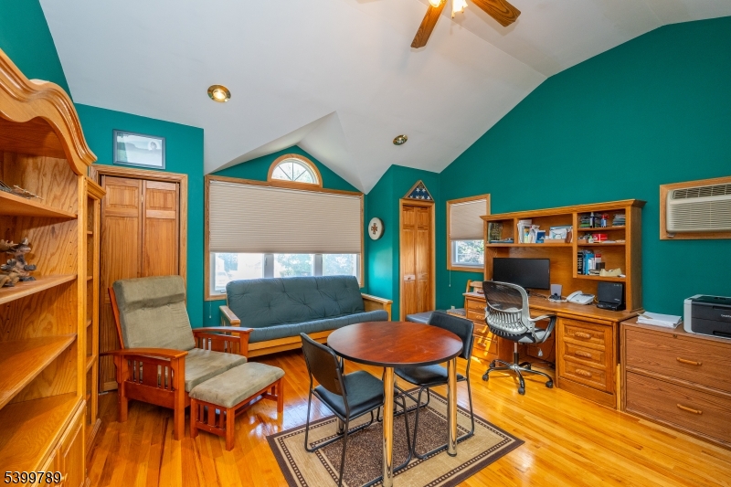 7 Oswego Ave Property Photo 9