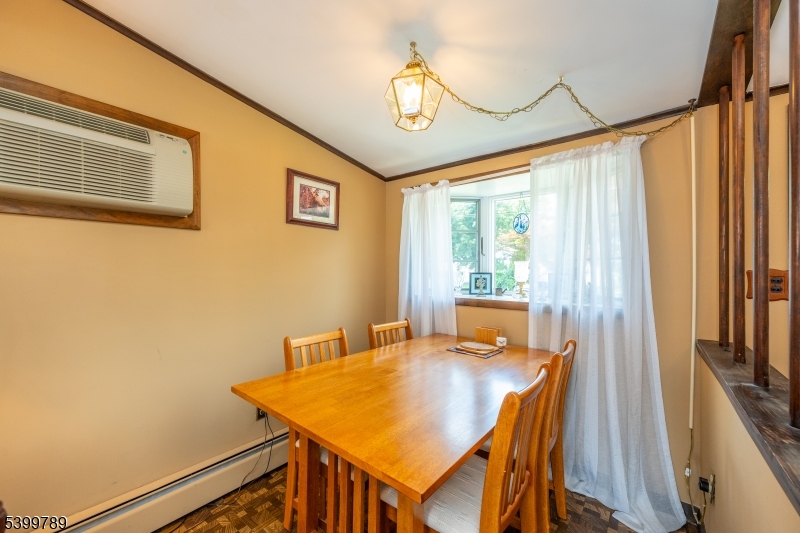 7 Oswego Ave Property Photo 23
