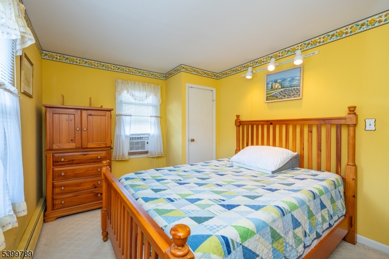7 Oswego Ave Property Photo 28