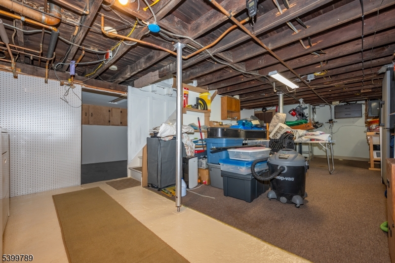 7 Oswego Ave Property Photo 35