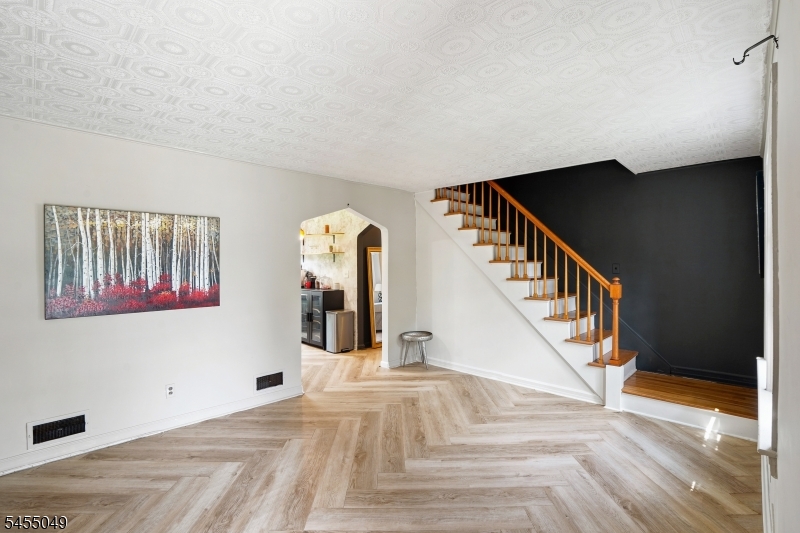 74 Starmond Ave Property Photo 1