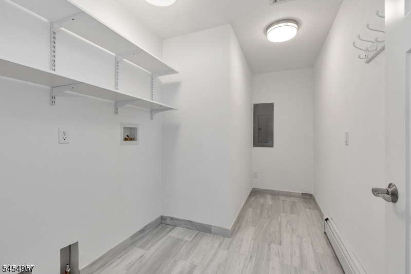 11 Leighton Ave Property Photo 12