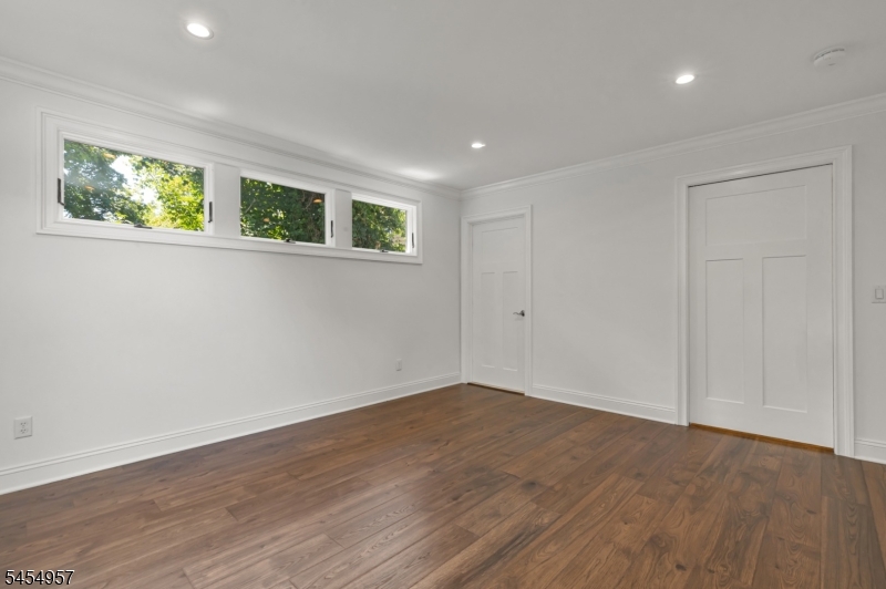 11 Leighton Ave Property Photo 19
