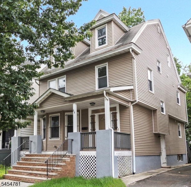 35 N 16Th St Property Photo 1