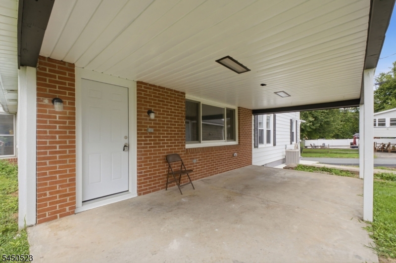 34 N Prospect St Property Photo 32