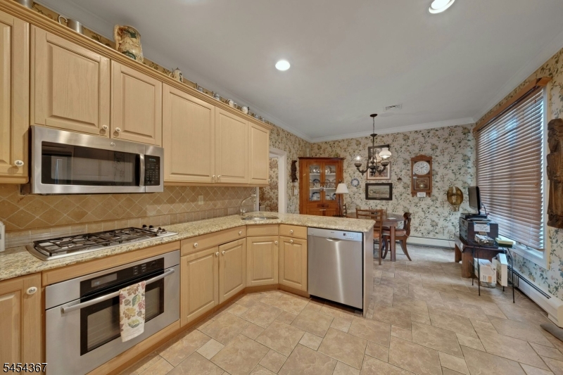 430 Windham Ct Property Photo 12