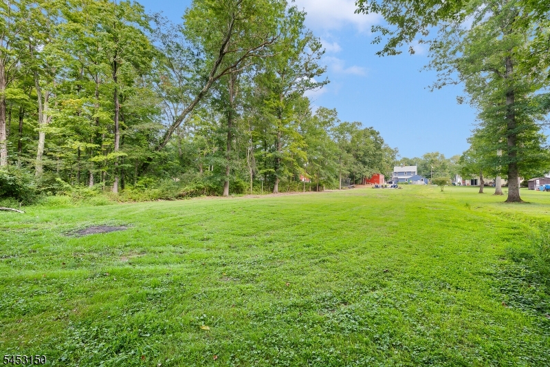 200 River Rd Property Photo 32