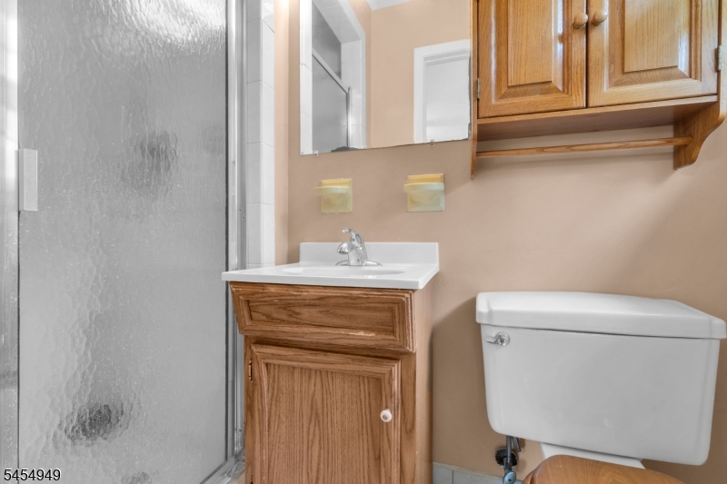 12 Brook Pl Property Photo 23