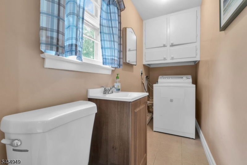 12 Brook Pl Property Photo 35