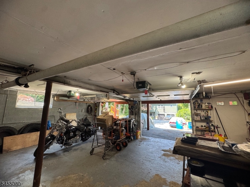 31 Barry Dr Property Photo 15