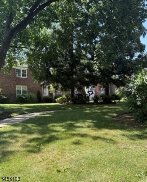 100 Huguenot Ave 2a Property Photo 7