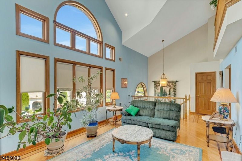 214 Van Buren St 2 Property Photo 5