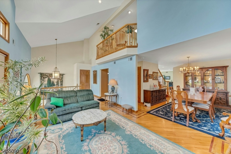 214 Van Buren St 2 Property Photo 7