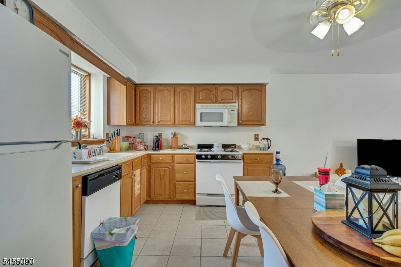 214 Van Buren St 2 Property Photo 37