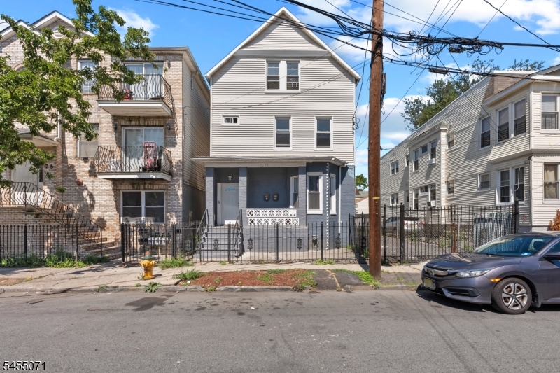 71 Schley St 2 Property Photo 1