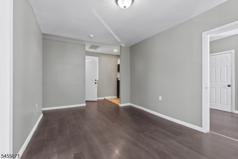 71 Schley St 2 Property Photo 13