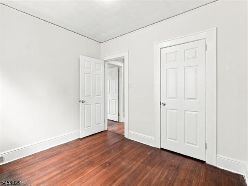 22 Prospect St Property Photo 17