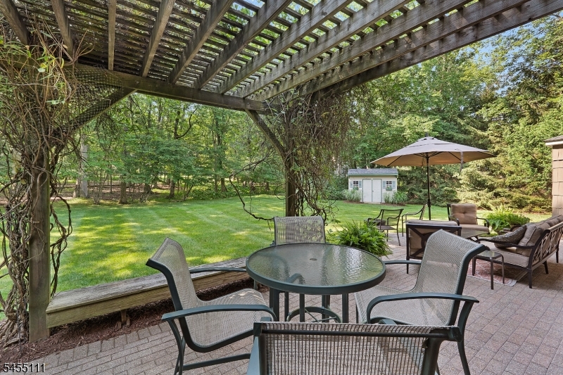 50 Meadowbrook Rd Property Photo 6