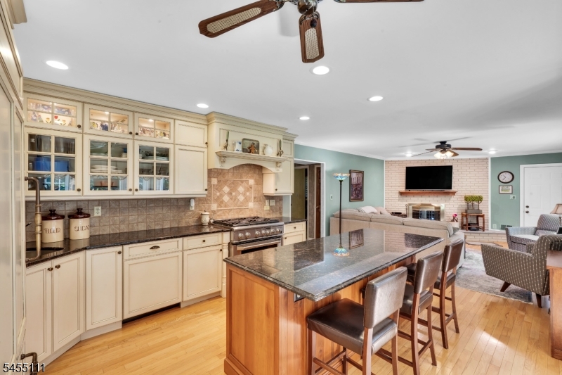 50 Meadowbrook Rd Property Photo 9