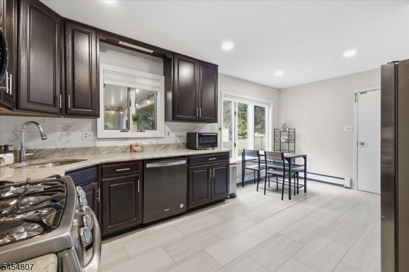 7 Conerly Rd Property Photo 10