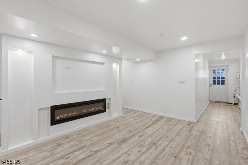458 Lehigh Ave Property Photo 29