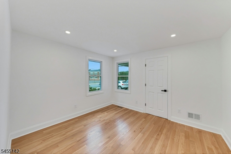 1534 Julian Ter Property Photo 15
