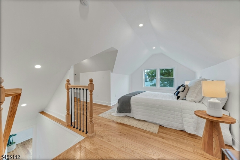 1534 Julian Ter Property Photo 23