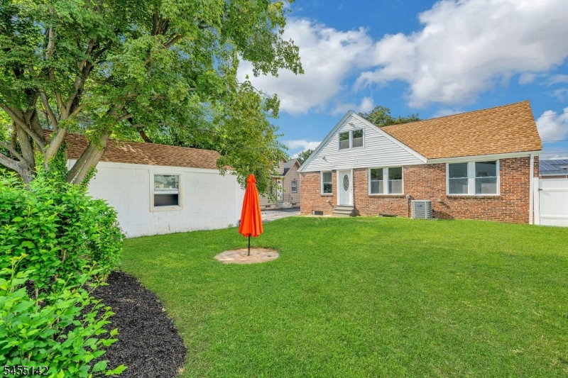 1534 Julian Ter Property Photo 33