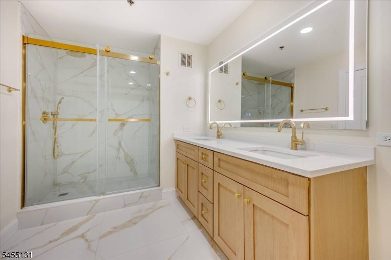 6315 City Pl 315 Property Photo 11