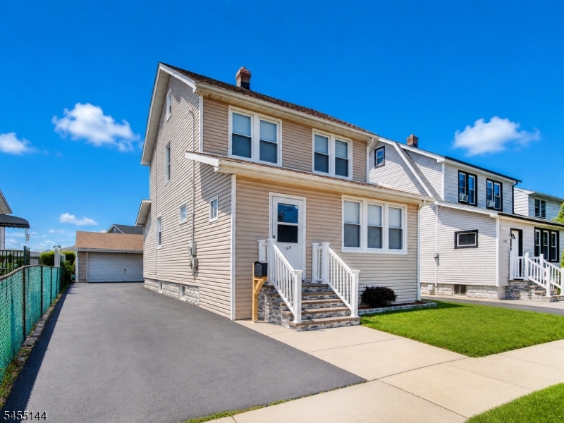 165 Randolph St Property Photo 1