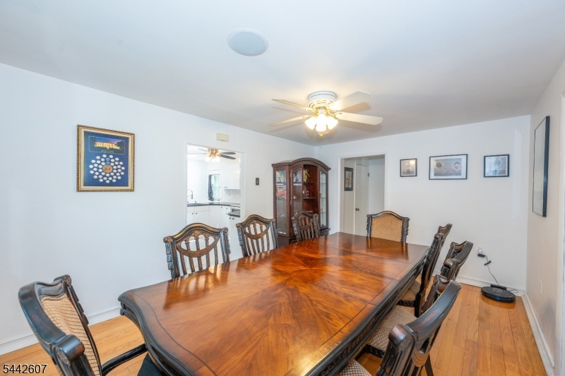 335 Elmira Trl Property Photo 15
