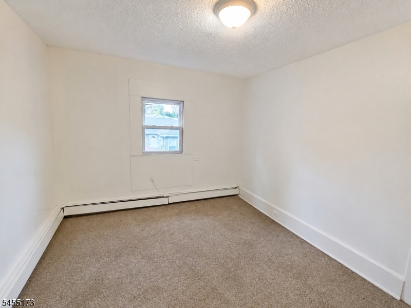 147 Meriline Ave Property Photo 4