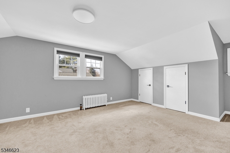 12 Highview Ave Property Photo 15