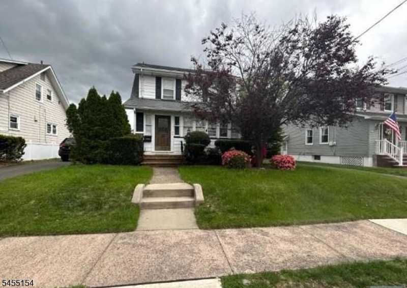 31 Bamford Ave Property Photo 1
