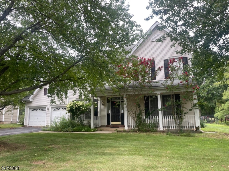 32 Mcbride Way Property Photo 1