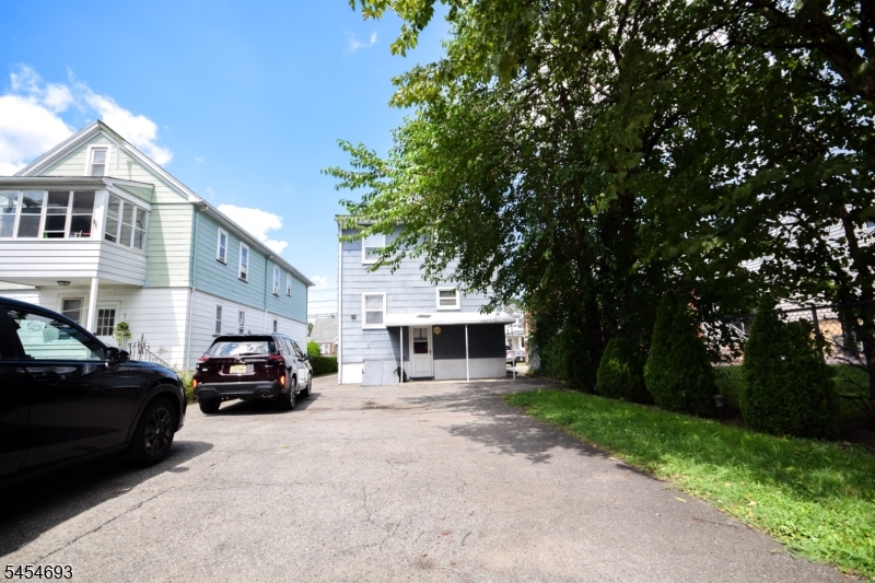 35 Hilton St Property Photo 4