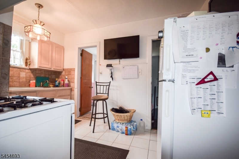 35 Hilton St Property Photo 9
