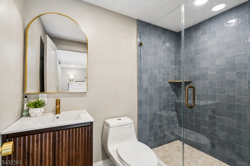 101 Peachcroft Dr Property Photo 23