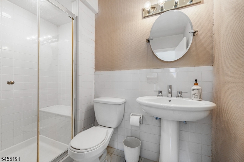 17 Westland Rd Property Photo 12