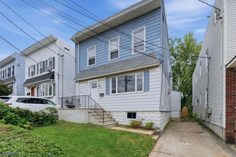 95 Belmount Ave Property Photo 2