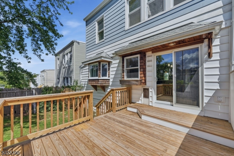 95 Belmount Ave Property Photo 14