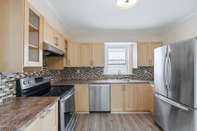 95 Belmount Ave Property Photo 20
