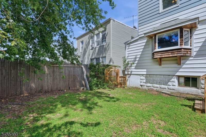 95 Belmount Ave Property Photo 43