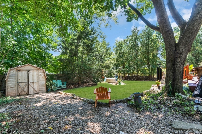 44 Allen St Property Photo 31
