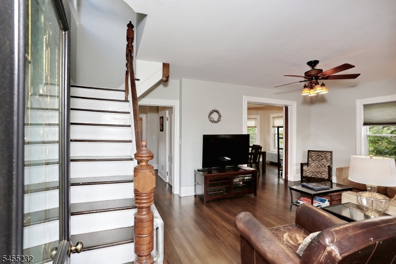 142 Wyckoff Property Photo 7