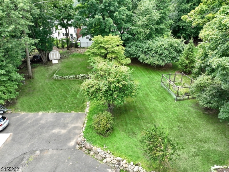 142 Wyckoff Property Photo 42