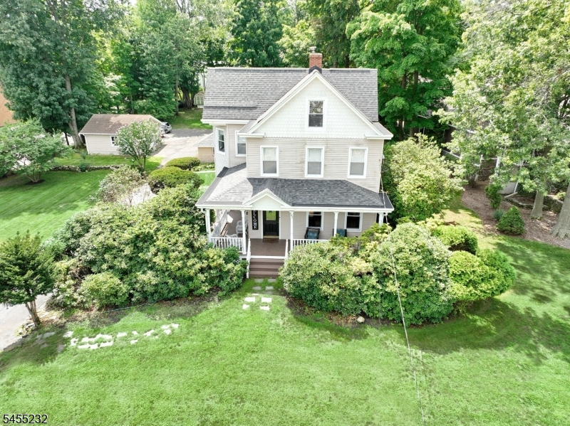 142 Wyckoff Property Photo 45