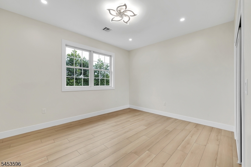 2 Minor Ct Property Photo 35