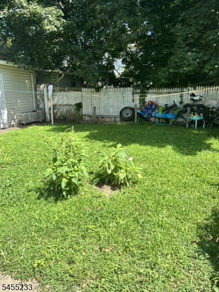 92 Burlington Ave Property Photo 18